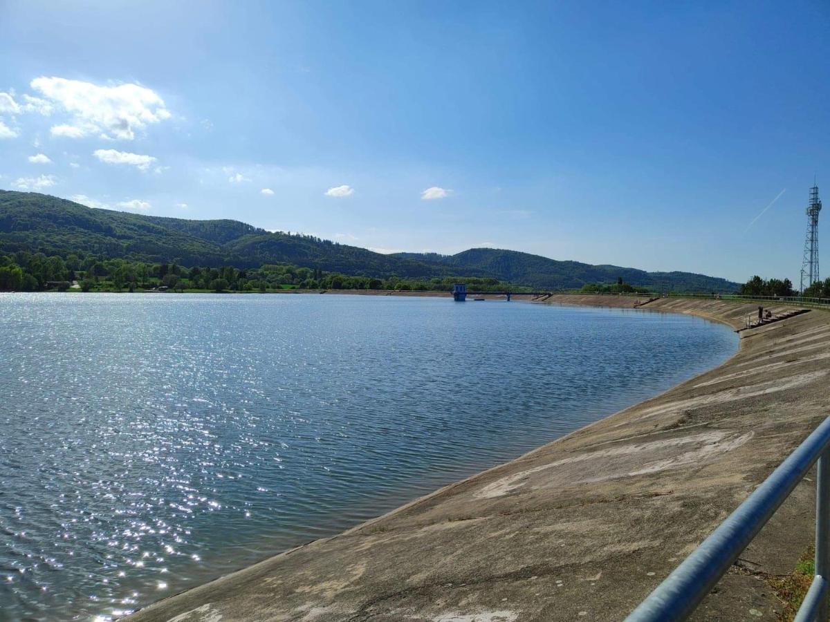 Pokoj Z Prywatna Lazienka Na Korytarzu Wysoka Przy Jeziorze Bielawa  Εξωτερικό φωτογραφία
